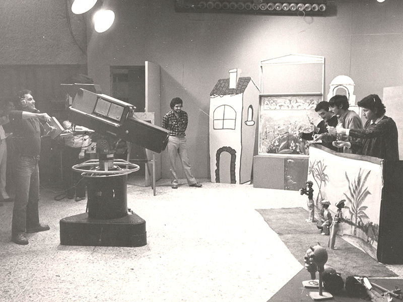 1973 (TV. Inravisión. La guarda cuidadosa).jpg Foto de archivo Hilos Mágicos 